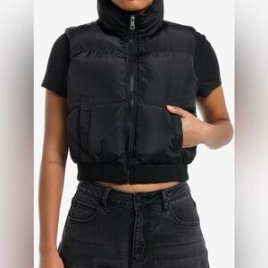 Madden Girl Cropped Puffer Vest Black- NWT
